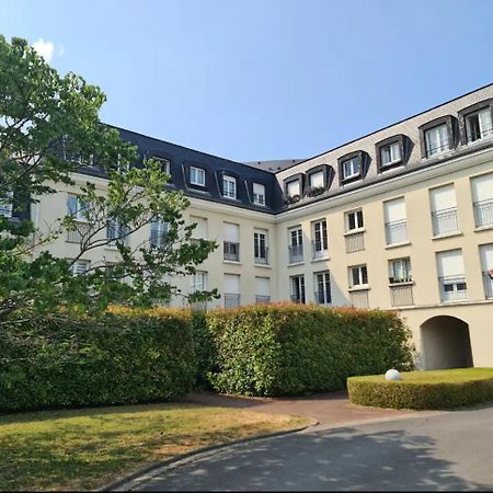 La Closeraie Appartement Centre De Senlis, Parking Et Terrasse Senlis  Zewnętrze zdjęcie